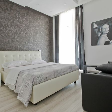 New Rome House 2 Bed & Breakfast ภายนอก รูปภาพ