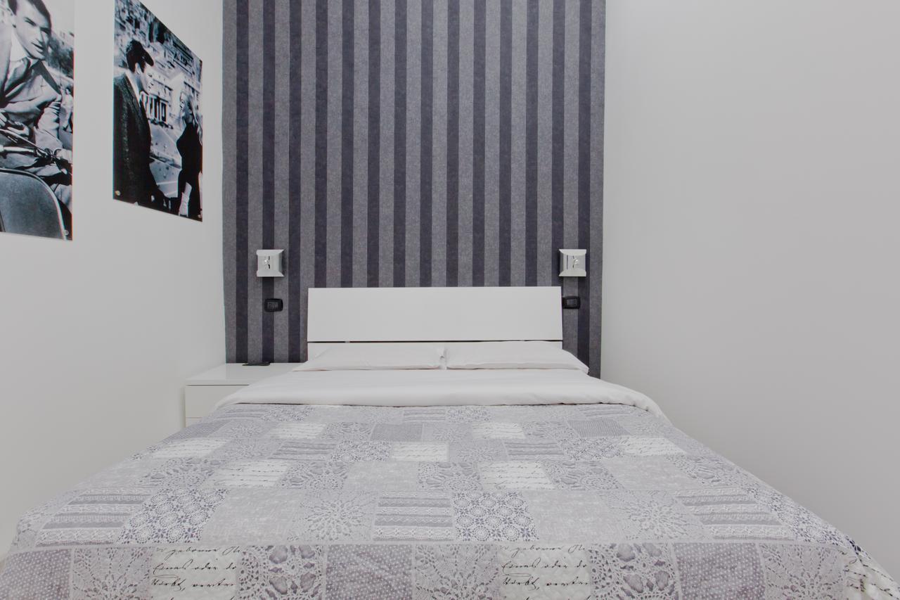 New Rome House 2 Bed & Breakfast ภายนอก รูปภาพ