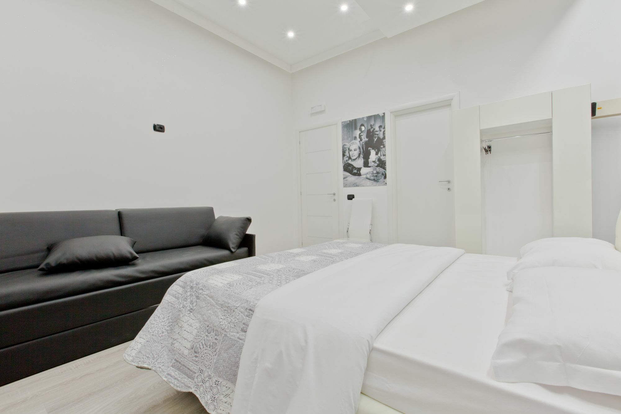New Rome House 2 Bed & Breakfast ภายนอก รูปภาพ