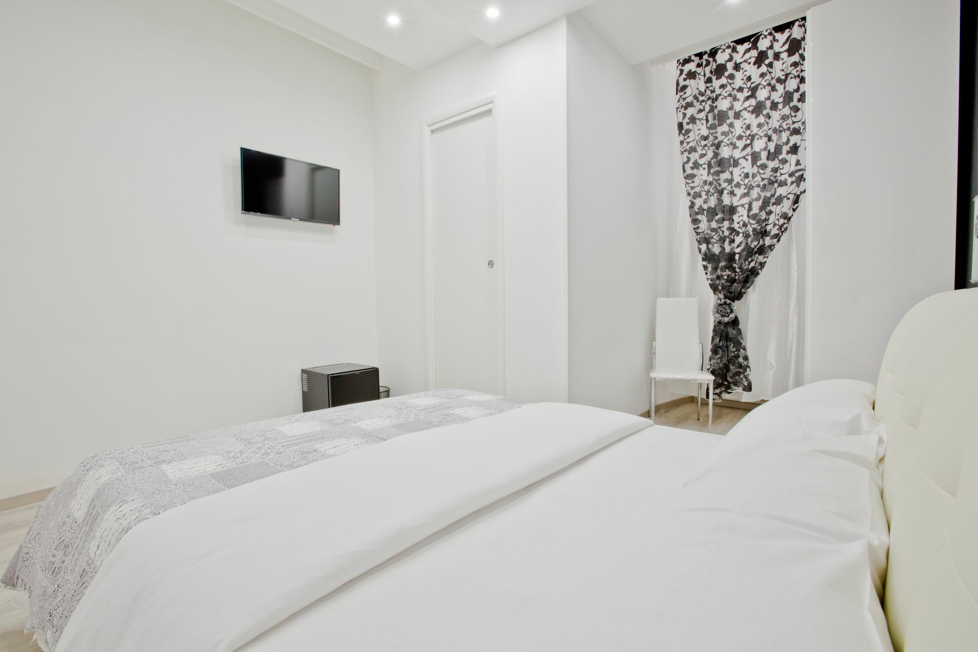 New Rome House 2 Bed & Breakfast ภายนอก รูปภาพ
