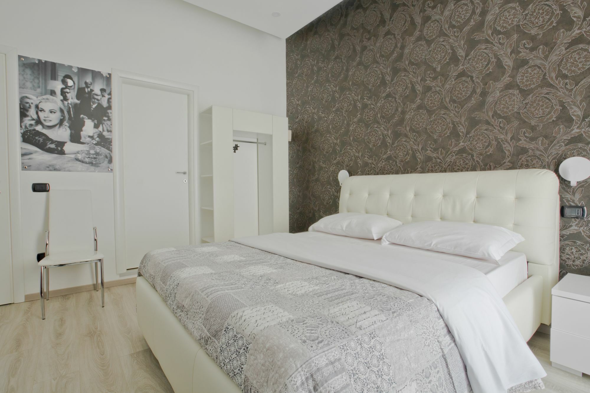 New Rome House 2 Bed & Breakfast ภายนอก รูปภาพ